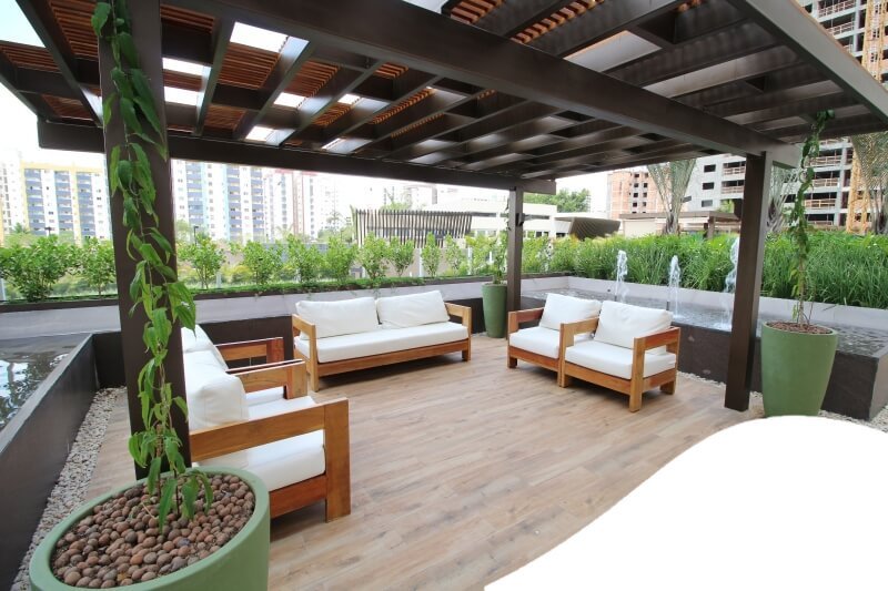 Condomínio EVIAN RESIDENCE em  